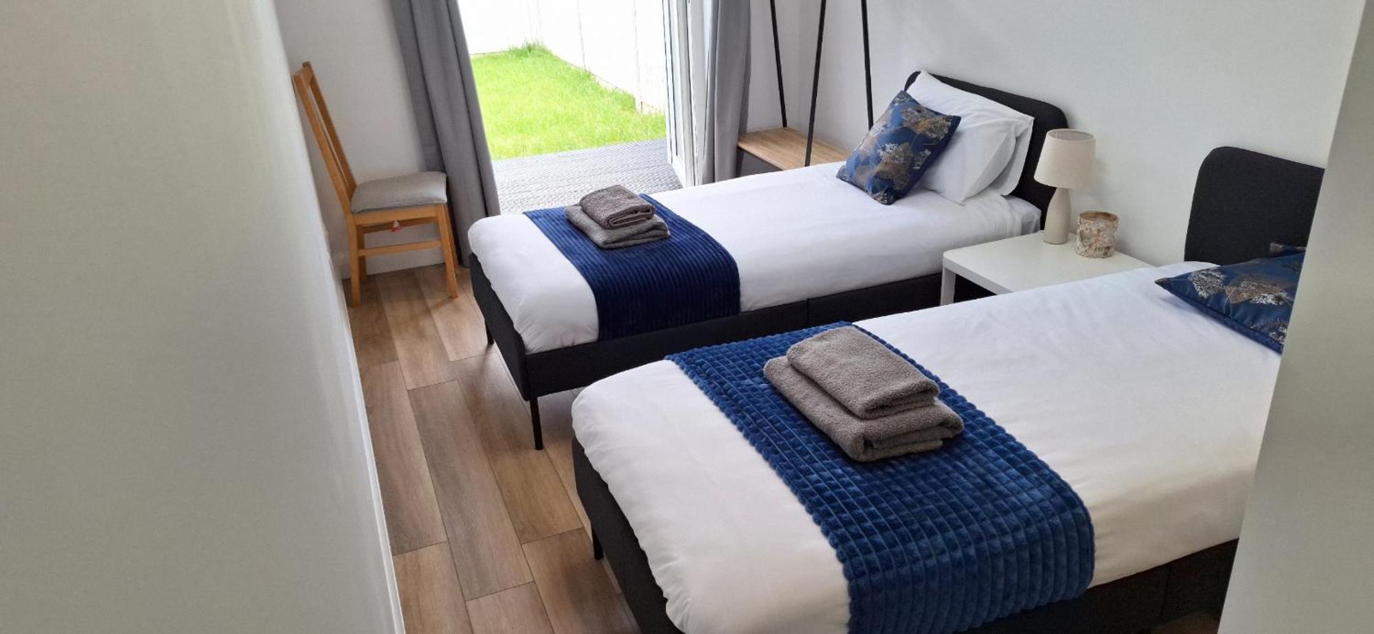 New 3 Bedrooms Flat In Ashford Near Heathrow 外观 照片