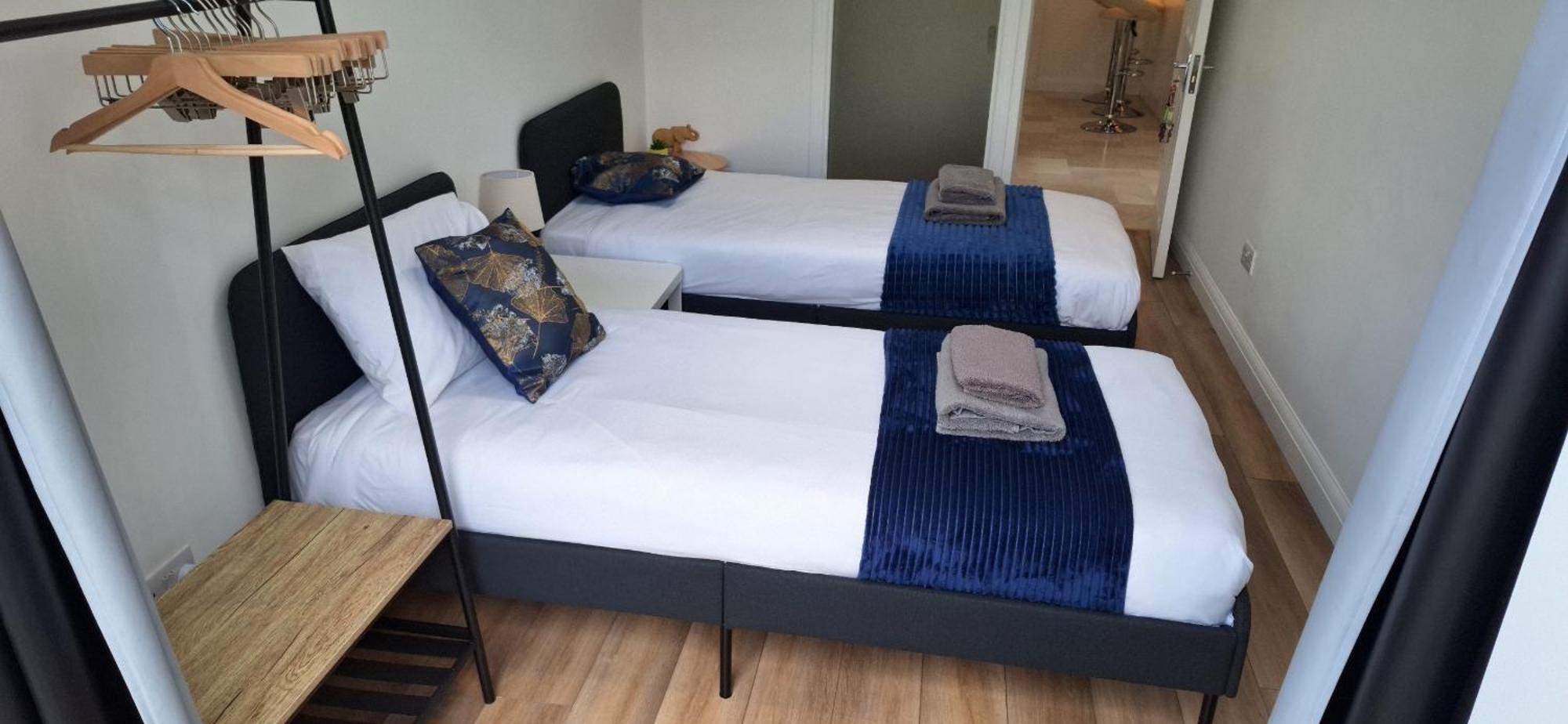New 3 Bedrooms Flat In Ashford Near Heathrow 外观 照片